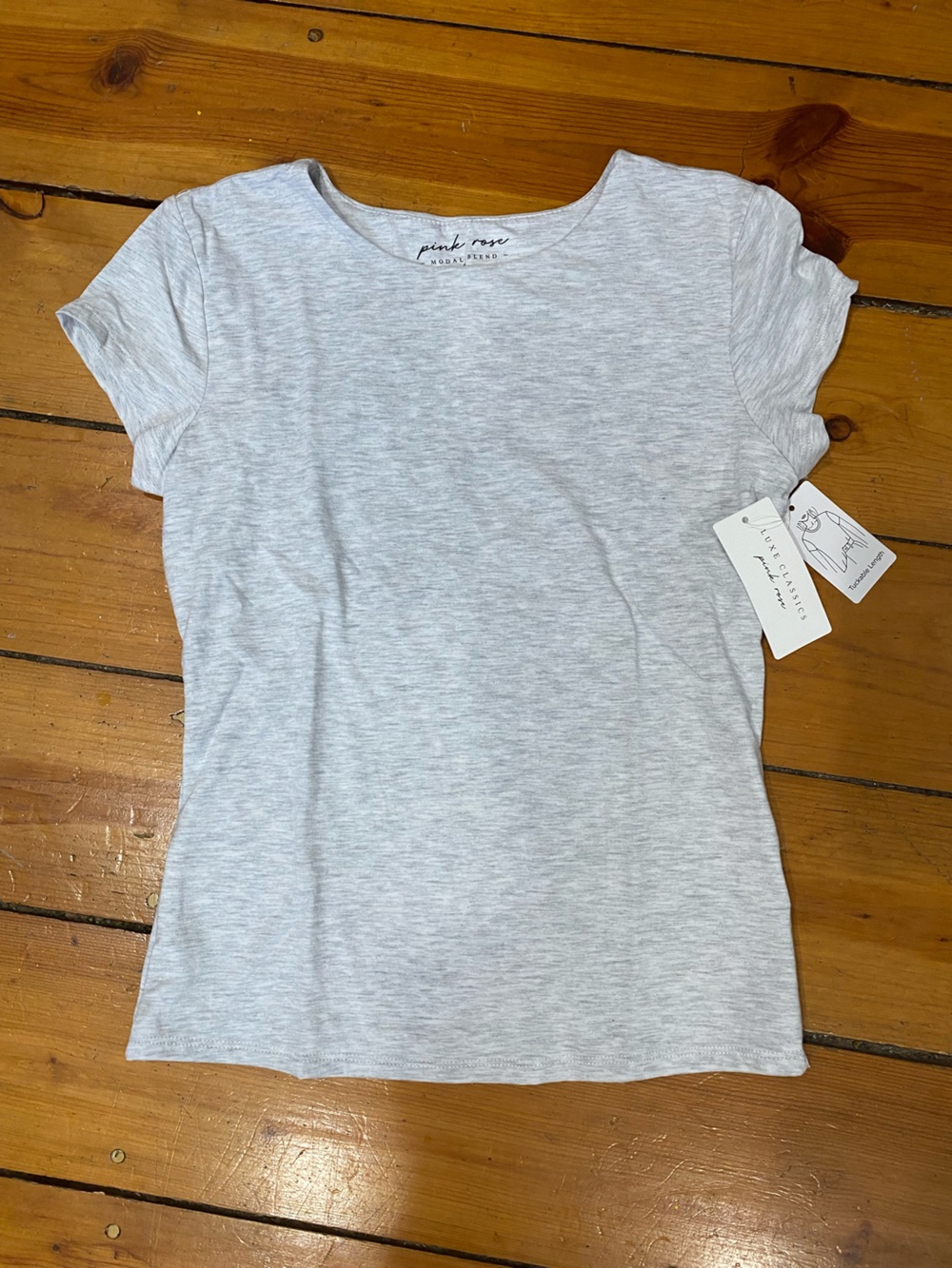 Pink Rose NWT Light Gray Short Sleeve Women’s Tee MEDIUM